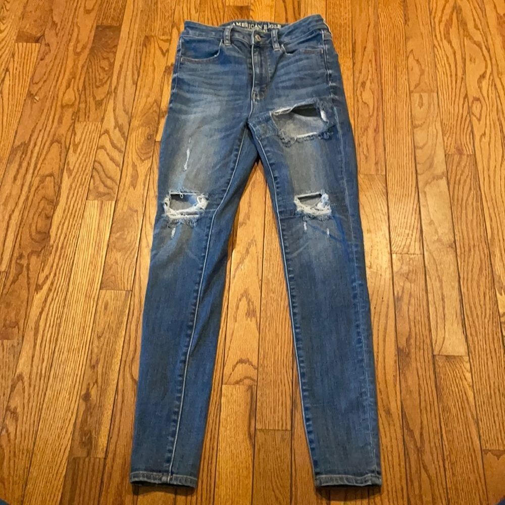 American Eagle distressed medium wash super super stretch Super Hi-rise Jegging